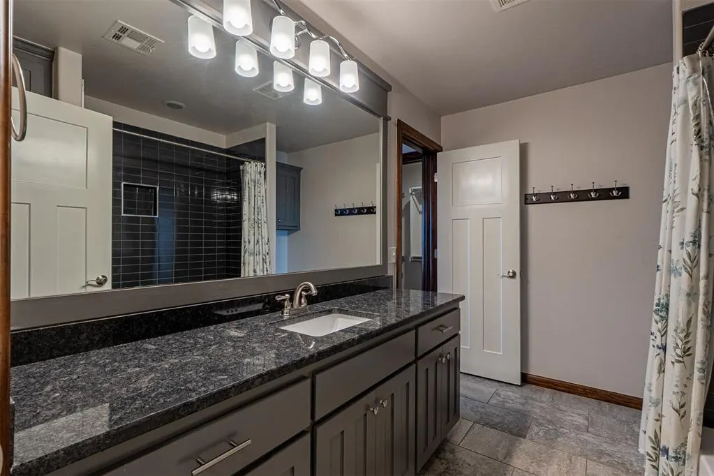 Photo 41 — 6140 Oxnard Street, Edmond, OK 73034