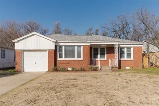 Sold home at 7117 NW 45th Street