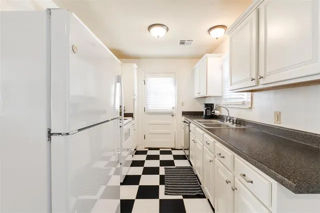 Photo 5 — 7117 NW 45th Street, Bethany, OK 73008