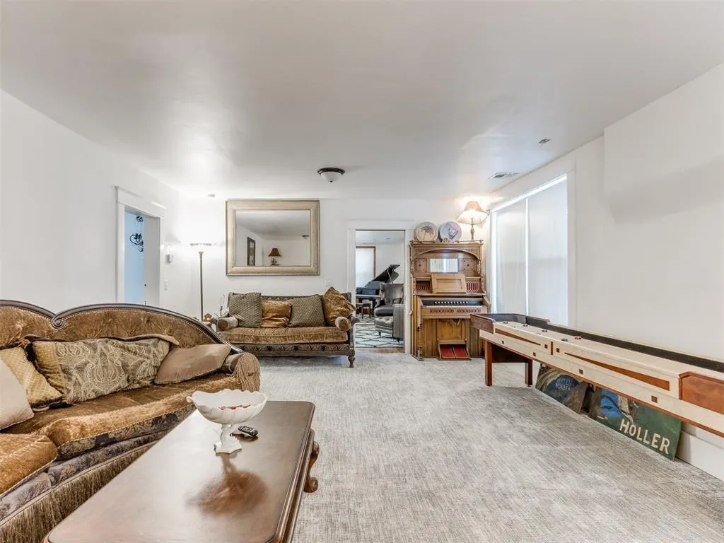 Photo 8 — 316 W Vilas Avenue, Guthrie, OK 73044