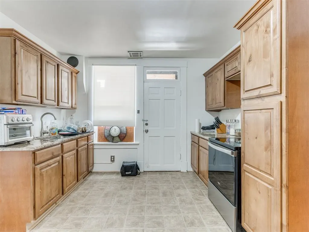 Photo 37 — 316 W Vilas Avenue, Guthrie, OK 73044