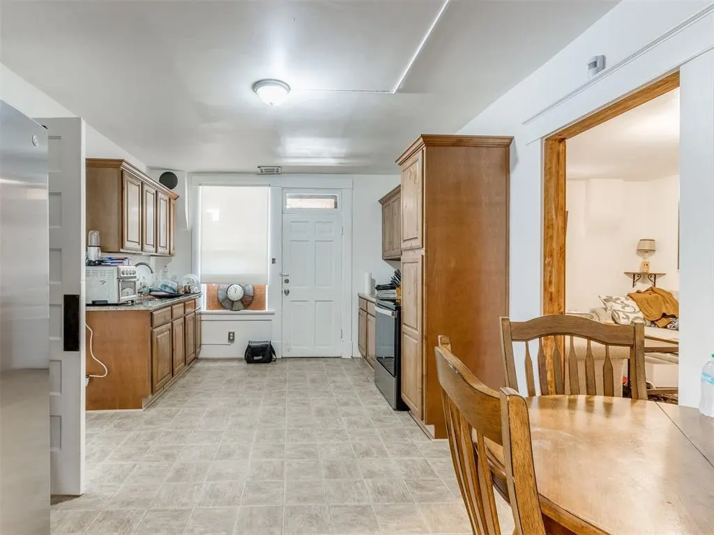 Photo 40 — 316 W Vilas Avenue, Guthrie, OK 73044