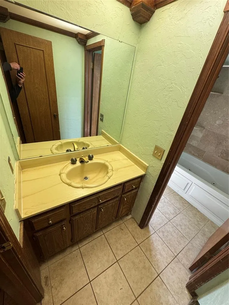 Photo 24 — 11305 Quail Creek Road, Oklahoma City, OK 73120