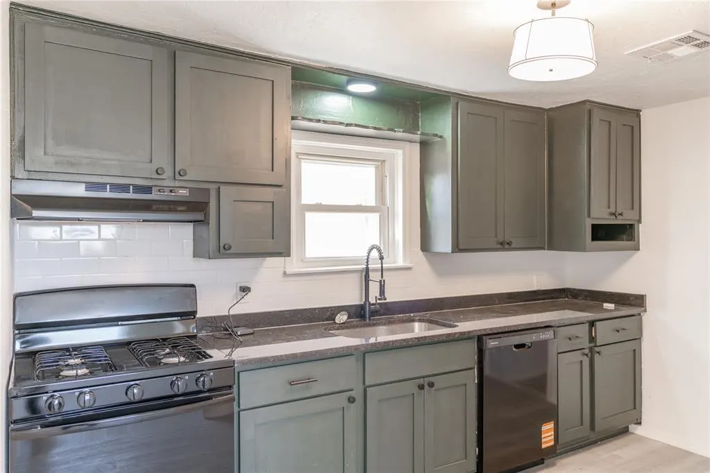 Photo 11 — 3105 Wright Avenue, Spencer, OK 73084