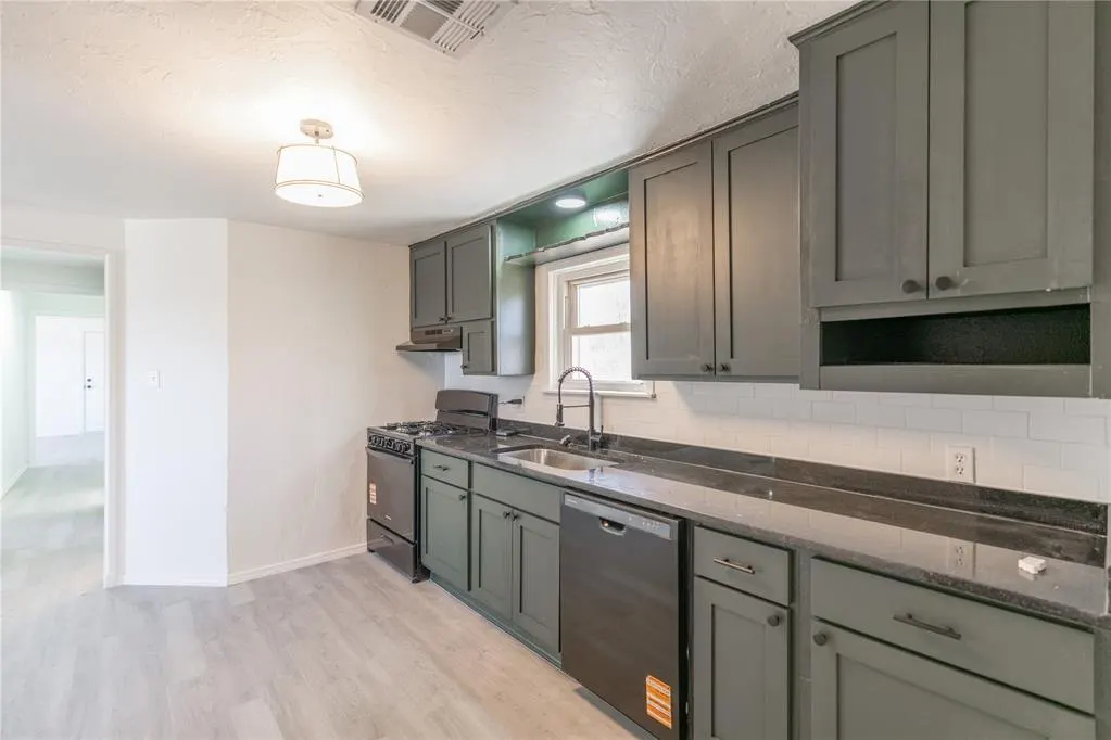 Photo 14 — 3105 Wright Avenue, Spencer, OK 73084