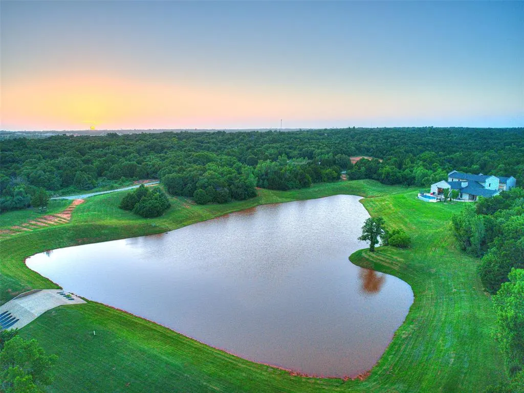 Photo 12 — 6016 Harper Creek Trail, Edmond, OK 73034