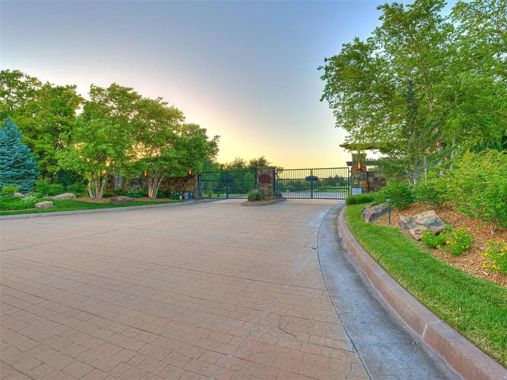 Photo 40 — 7032 Split Fence Lane, Edmond, OK 73034