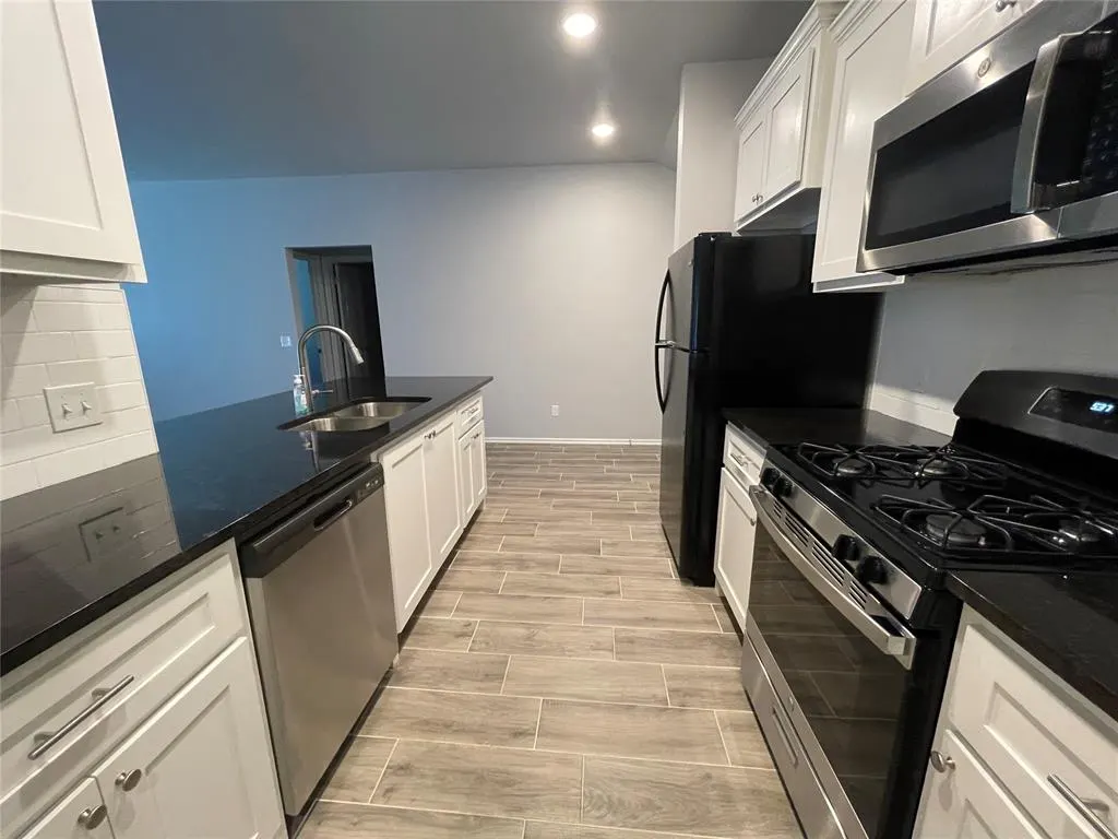 Photo 4 — 12505 NE 36th Street, Spencer, OK 73084