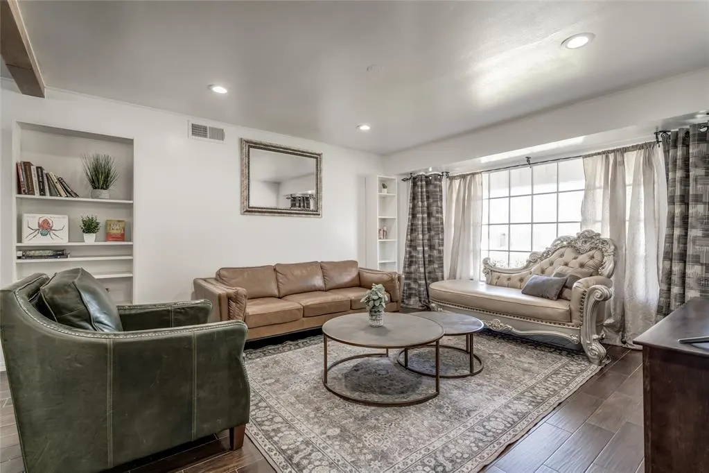 Photo 2 — 2320 NW 47th Street, Oklahoma City, OK 73112