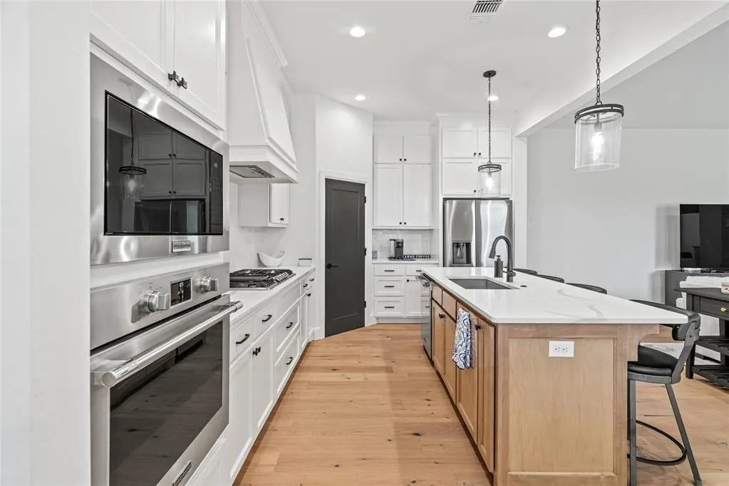 Photo 7 — 12825 Parkside Drive, Oklahoma City, OK 73173