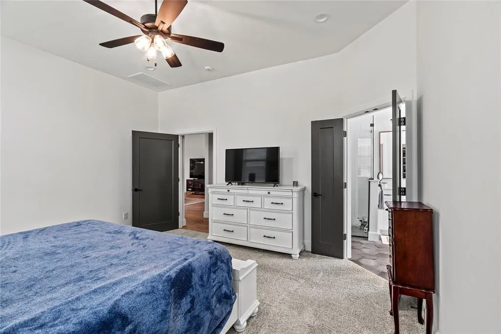 Photo 12 — 12825 Parkside Drive, Oklahoma City, OK 73173