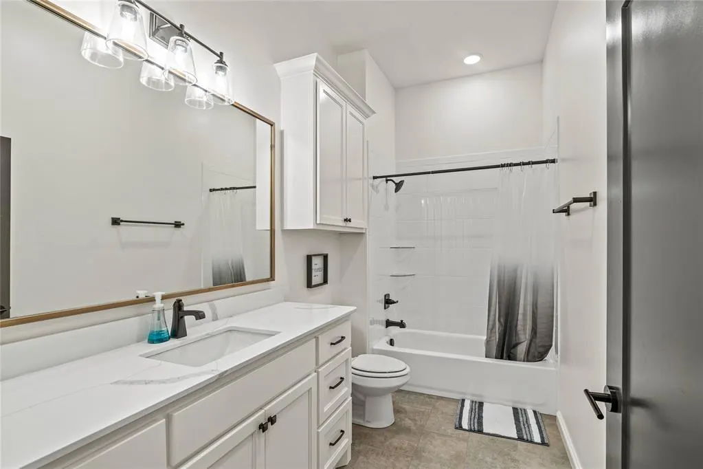 Photo 22 — 12825 Parkside Drive, Oklahoma City, OK 73173