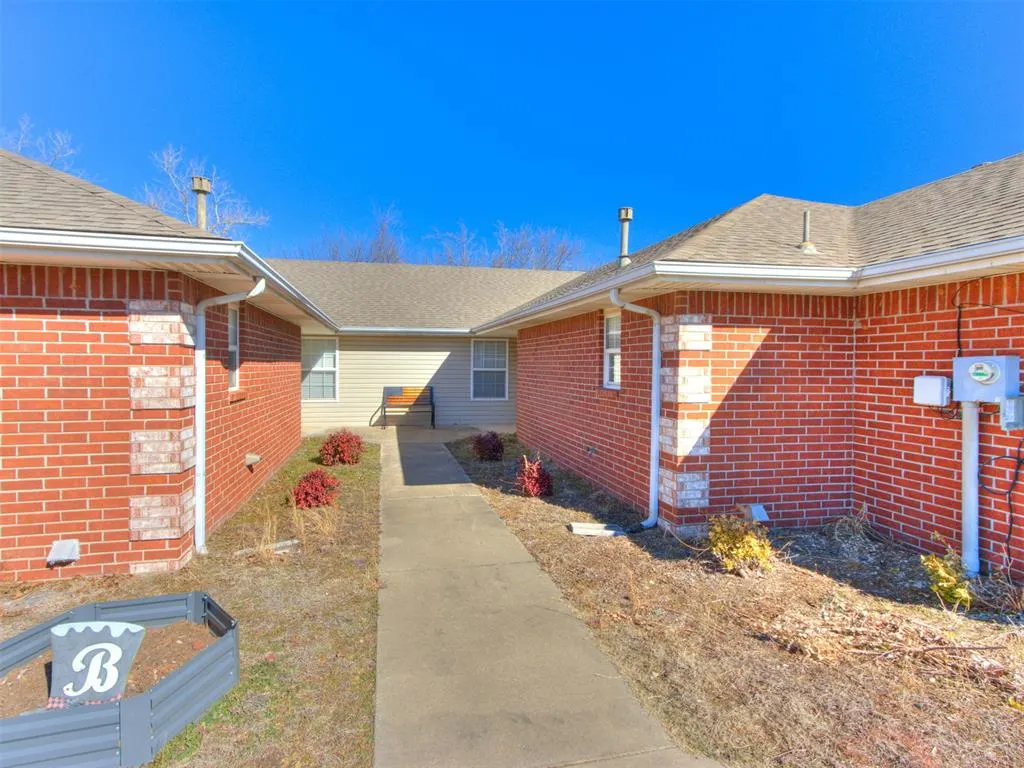 Photo 2 — 42904 Westech Road 42904 + 42906, Shawnee, OK 74804