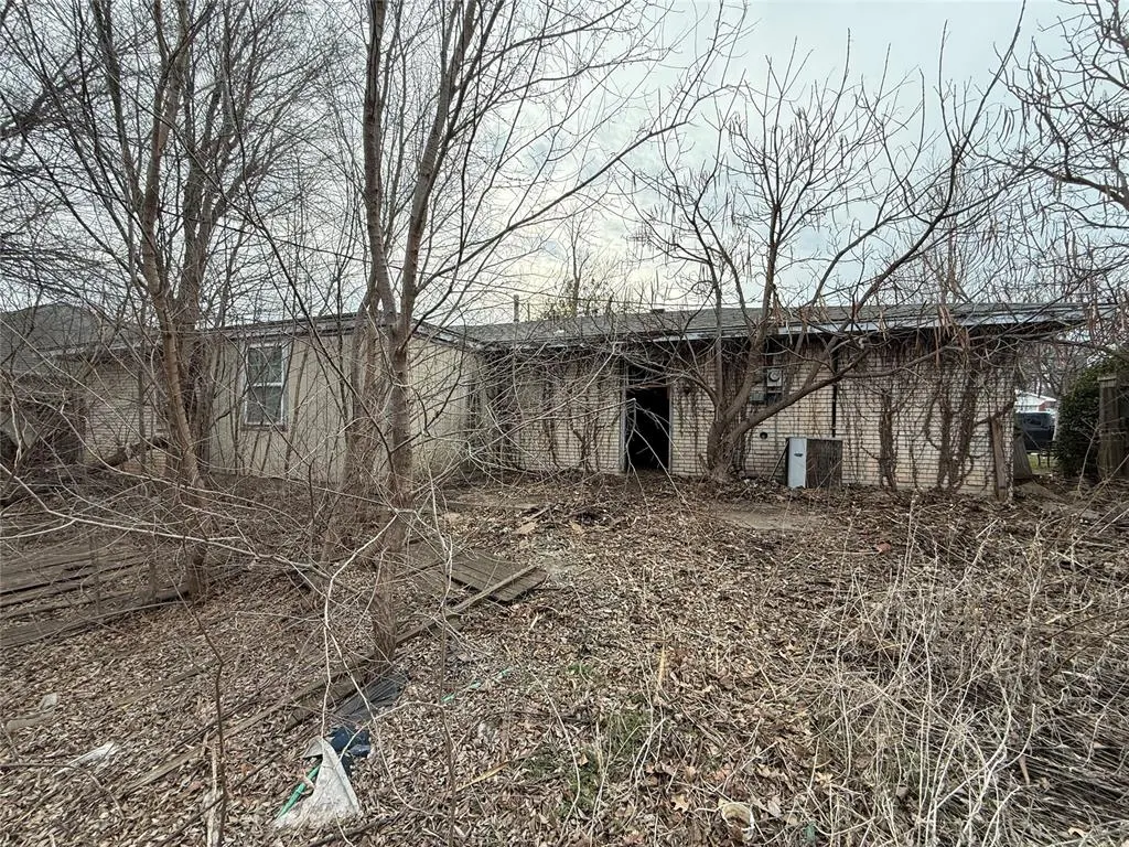 Photo 27 — 5924 N College Street, Warr Acres, OK 73122