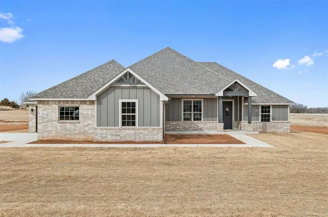 Photo 4 — 1922 Valley Ranch Road, Blanchard, OK 73010