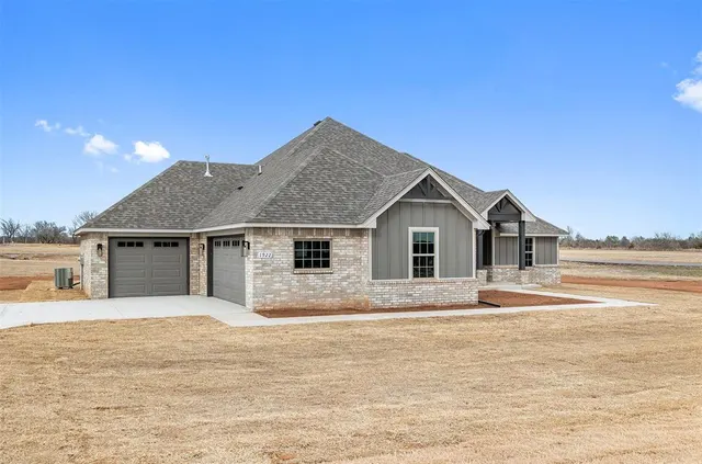 Photo 5 — 1922 Valley Ranch Road, Blanchard, OK 73010