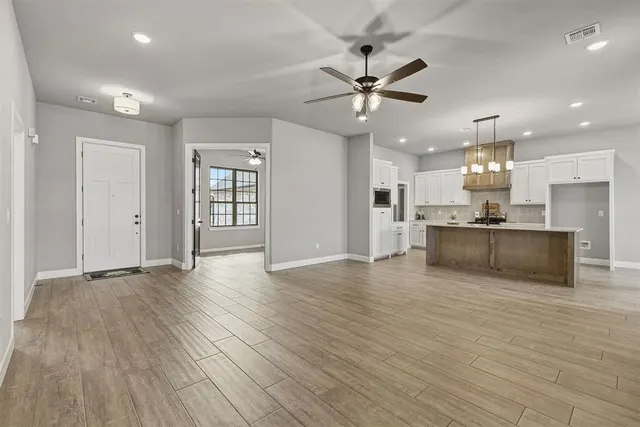 Photo 8 — 1922 Valley Ranch Road, Blanchard, OK 73010
