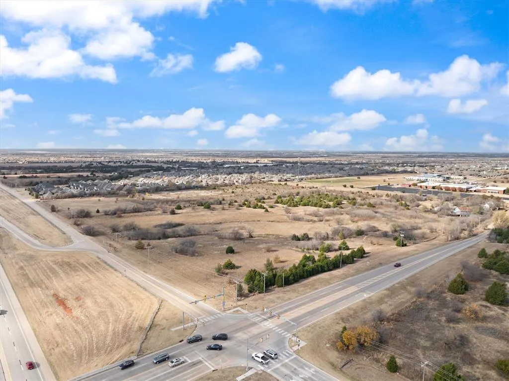 Photo 13 — 14333 N Council Road, Oklahoma City, OK 73142