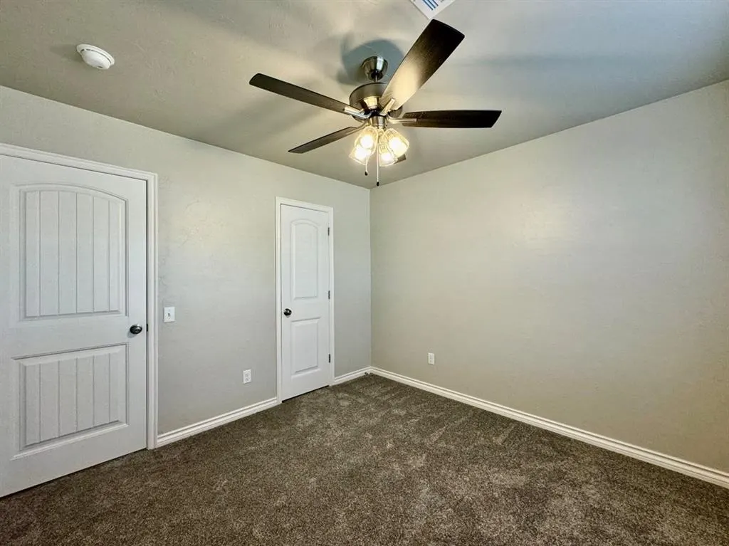 Photo 11 — 9312 Pear Street, Midwest City, OK 73130