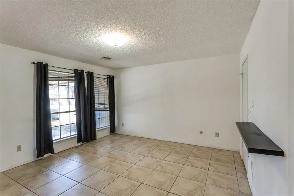 Photo 11 — 8741 Saint George Way, Midwest City, OK 73110