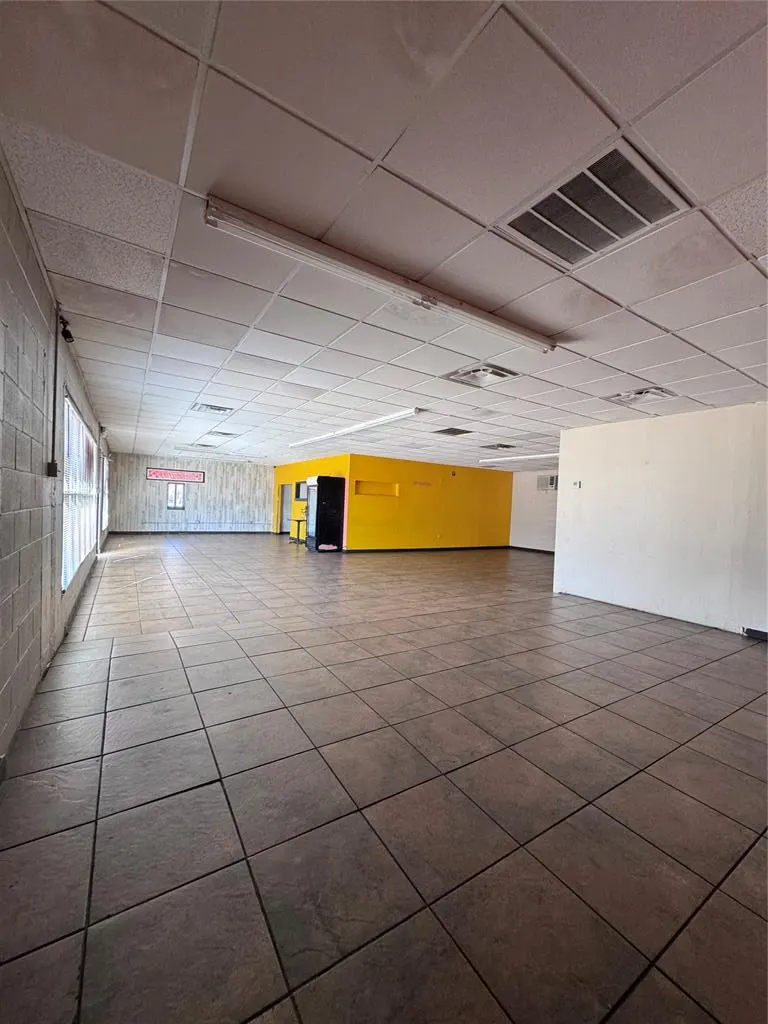 Photo 12 — 3700 S Portland Avenue, Oklahoma City, OK 73119