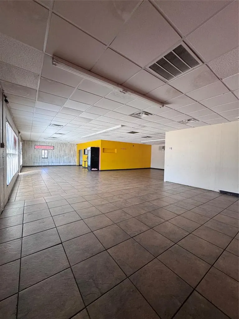 Photo 13 — 3700 S Portland Avenue, Oklahoma City, OK 73119