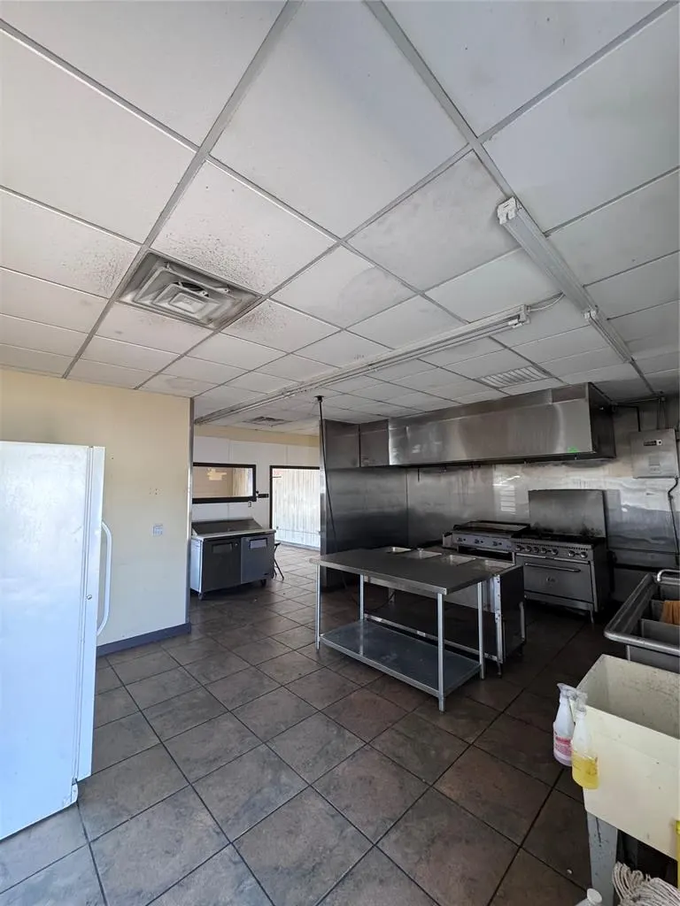 Photo 20 — 3700 S Portland Avenue, Oklahoma City, OK 73119