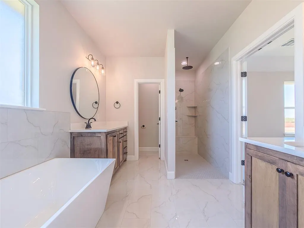 Photo 36 — 29094 Magnolia Drive, Cashion, OK 73016
