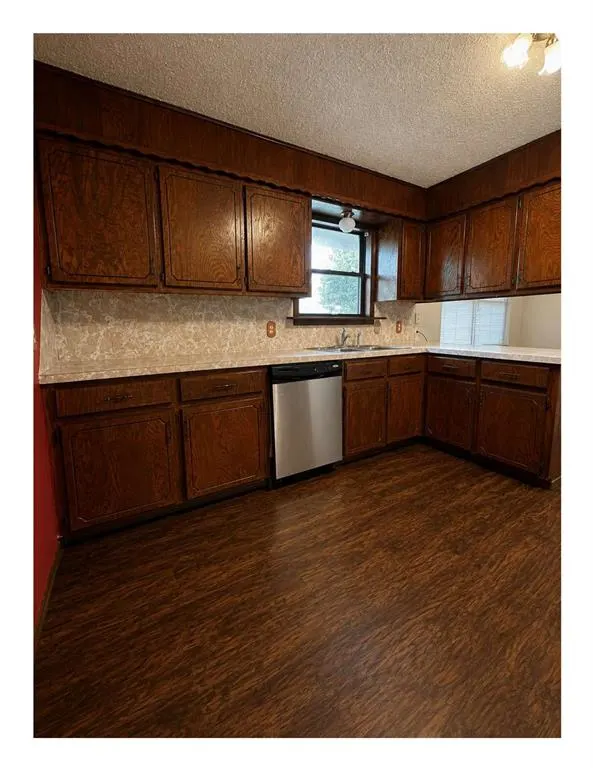 Photo 5 — 110 Christi Street, Paoli, OK 73074