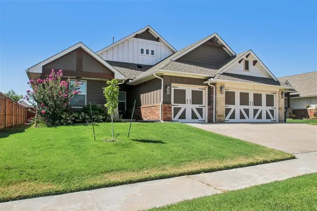 Photo 4 — 9108 NW 117th Street, Yukon, OK 73099