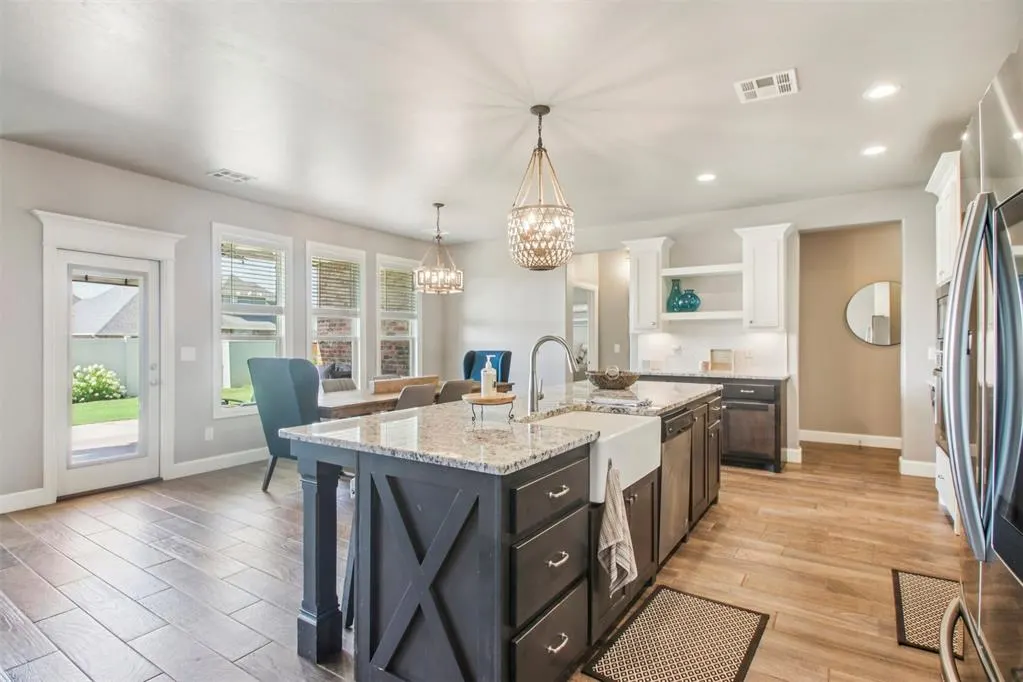 Photo 12 — 9108 NW 117th Street, Yukon, OK 73099