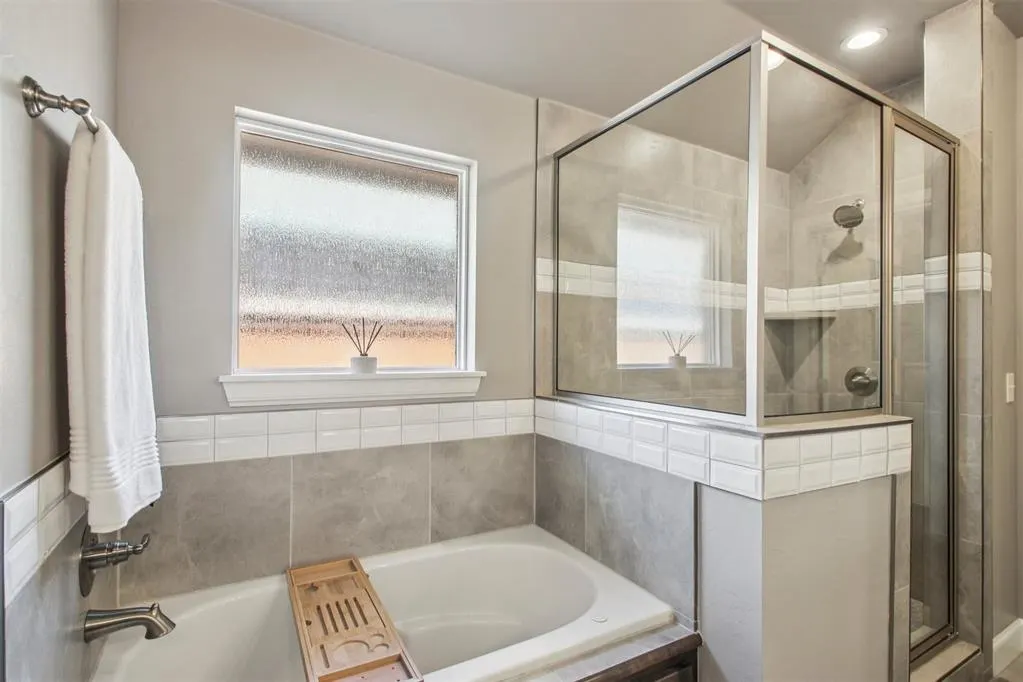 Photo 18 — 9108 NW 117th Street, Yukon, OK 73099