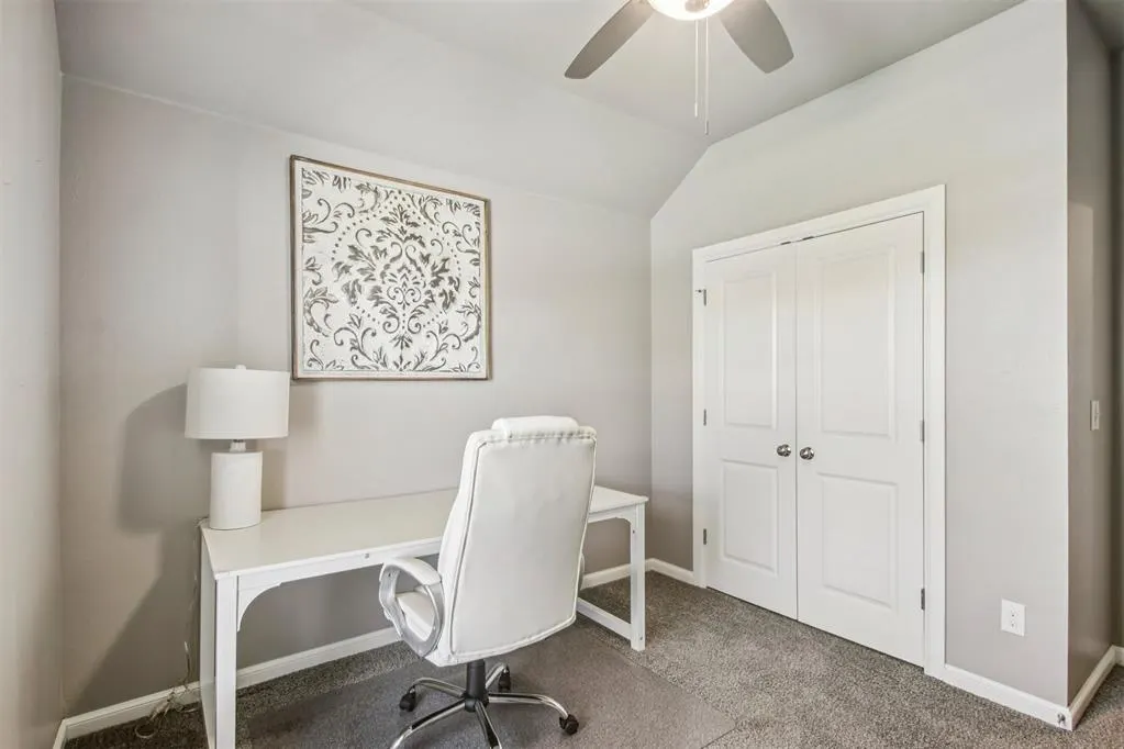 Photo 25 — 9108 NW 117th Street, Yukon, OK 73099