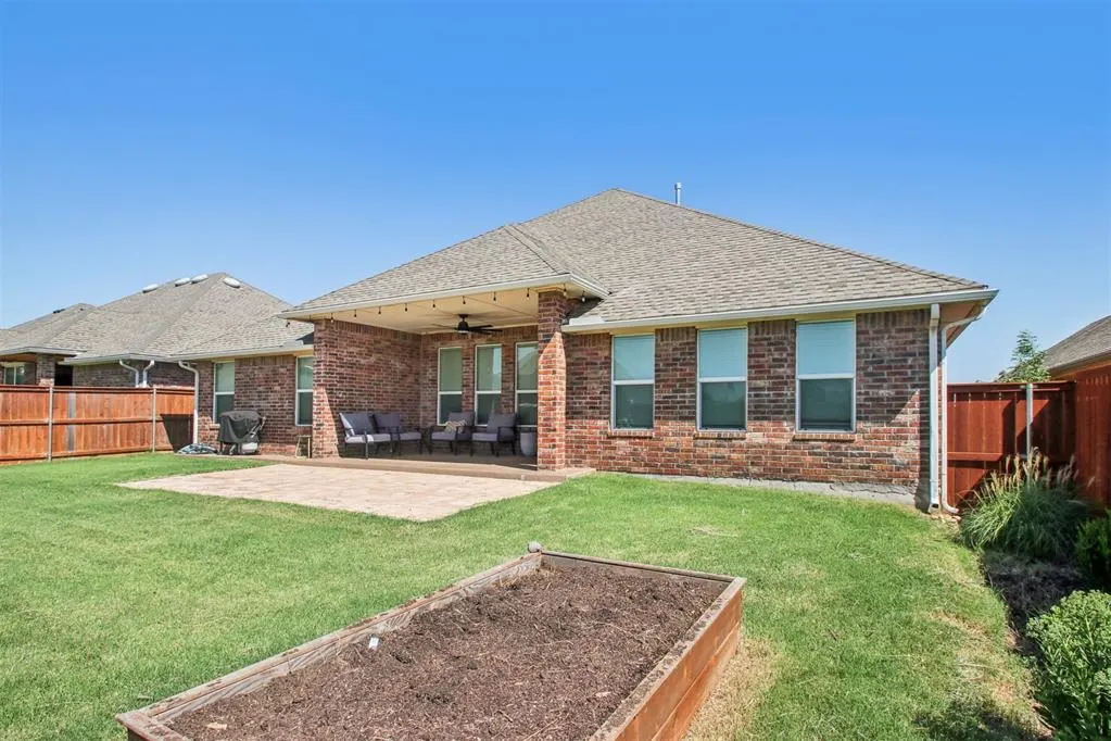 Photo 33 — 9108 NW 117th Street, Yukon, OK 73099