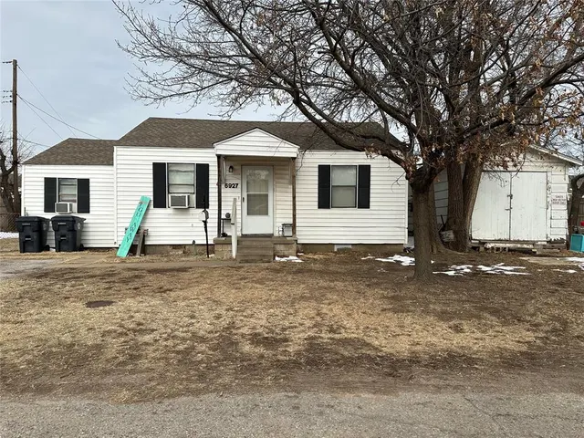 Photo 3 — 7009 NW 58th Street, Bethany, OK 73008