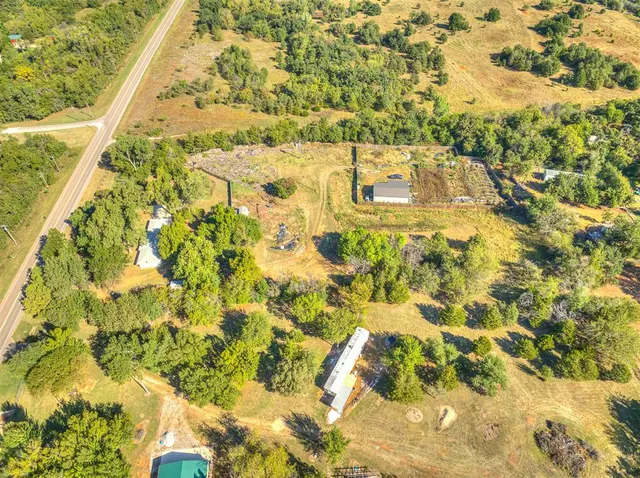 Photo 5 — 12724 S Coltrane Road, Edmond, OK 73034