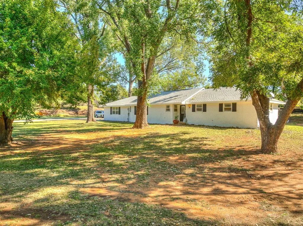 Photo 11 — 12724 S Coltrane Road, Edmond, OK 73034