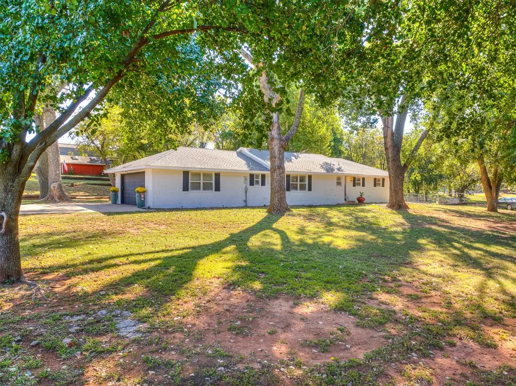 Front exterior — 12724 S Coltrane Road, Edmond, OK 73034