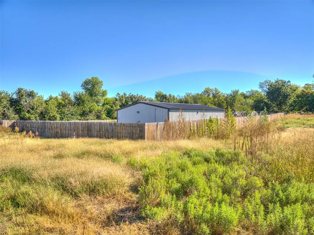 Photo 21 — 12724 S Coltrane Road, Edmond, OK 73034