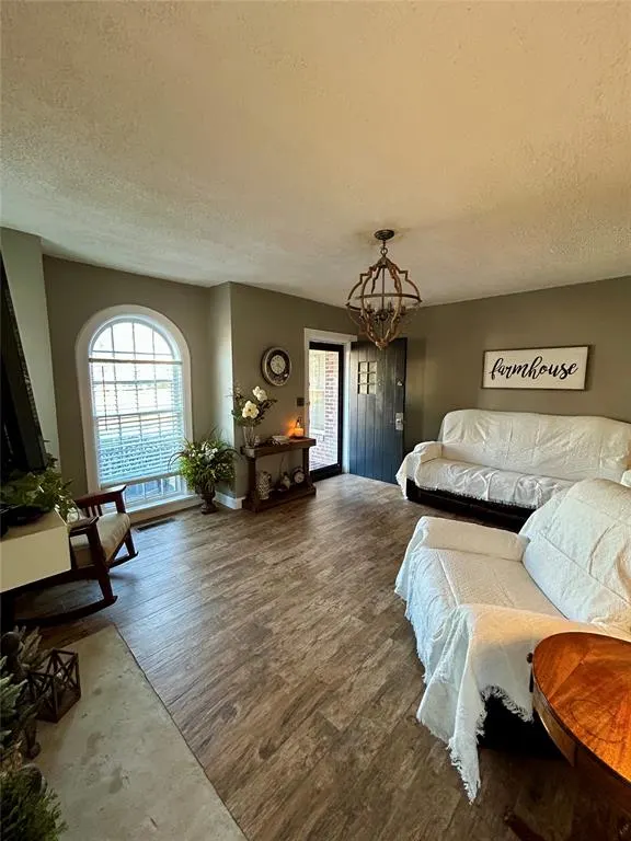 Photo 18 — 508 S 5th Street, Clinton, OK 73601