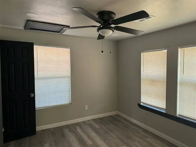 Photo 5 — 209 N Tuttle Street, Oklahoma City, OK 73107