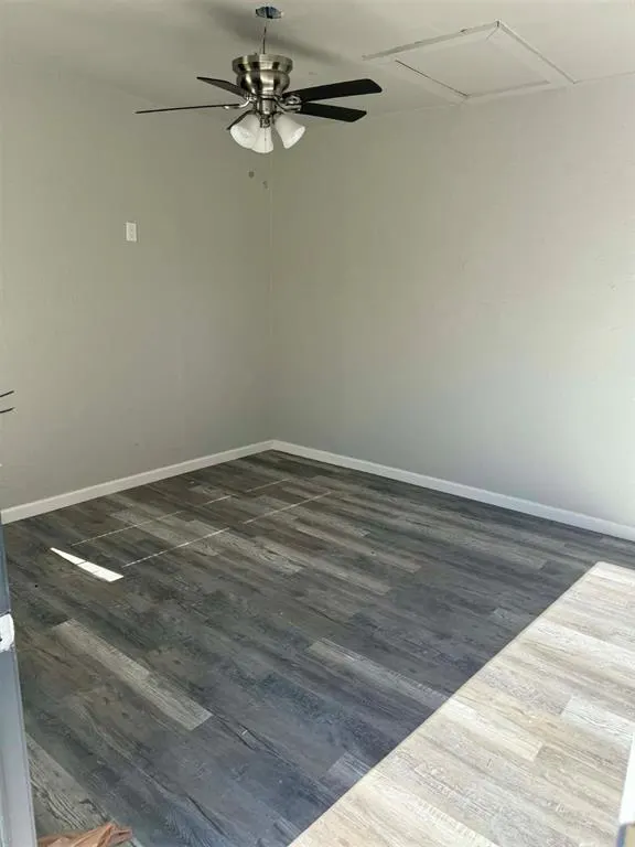 Photo 13 — 209 N Tuttle Street, Oklahoma City, OK 73107