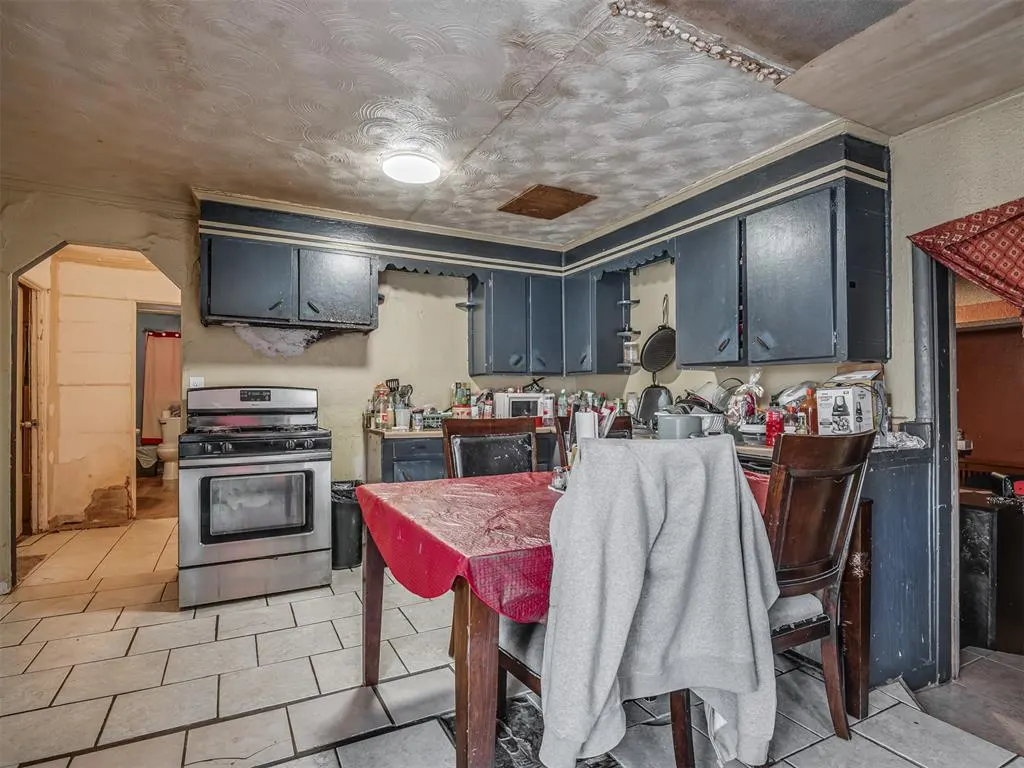 Photo 9 — 101 SW 41st Street, Oklahoma City, OK 73109
