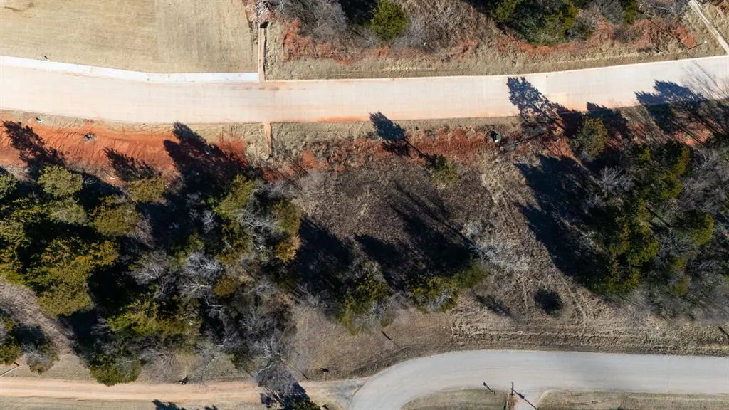 Photo 14 — 8217 Wilshire Park West Drive, Oklahoma City, OK 73116