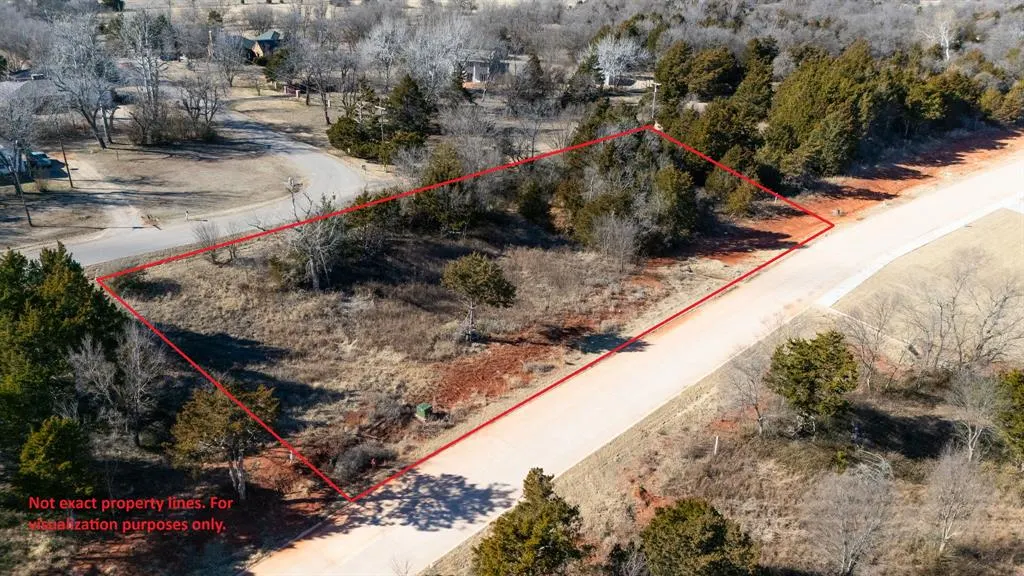 Photo 2 — 8217 Wilshire Park West Drive, Oklahoma City, OK 73116