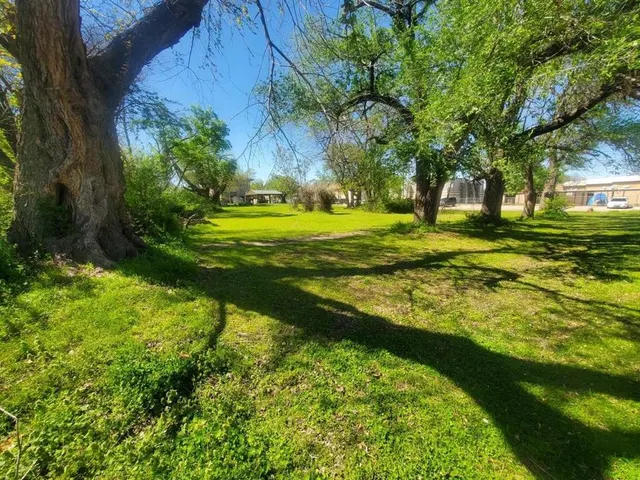 Photo 3 — 501 S 2nd Street, Okemah, OK 74859