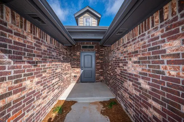 Photo 4 — 10633 SW 18th Street, Yukon, OK 73099