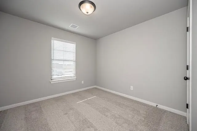 Photo 12 — 10633 SW 18th Street, Yukon, OK 73099