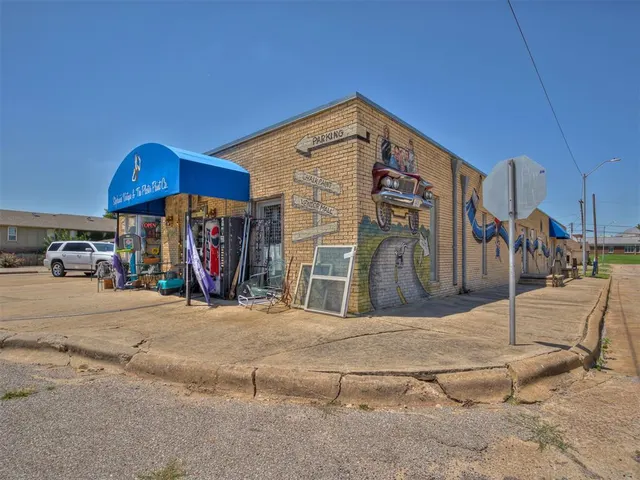 Photo 6 — 6726 NW 38th Street, Bethany, OK 73008