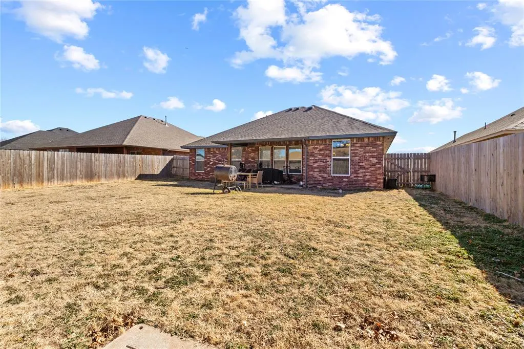 Photo 27 — 4722 Sandhill, Enid, OK 73703